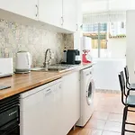 Apartment In The Center Of Lisbon